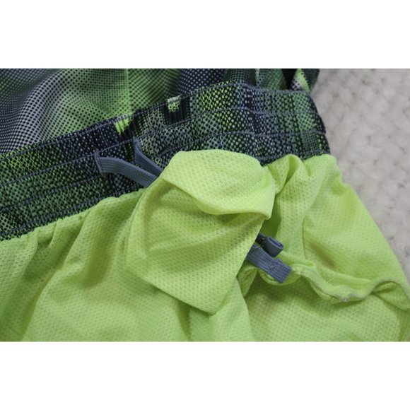 Nike / Boys Swim Trunks / (Size L) / Green and Gray with inside pocket. - Picture 7 of 8
